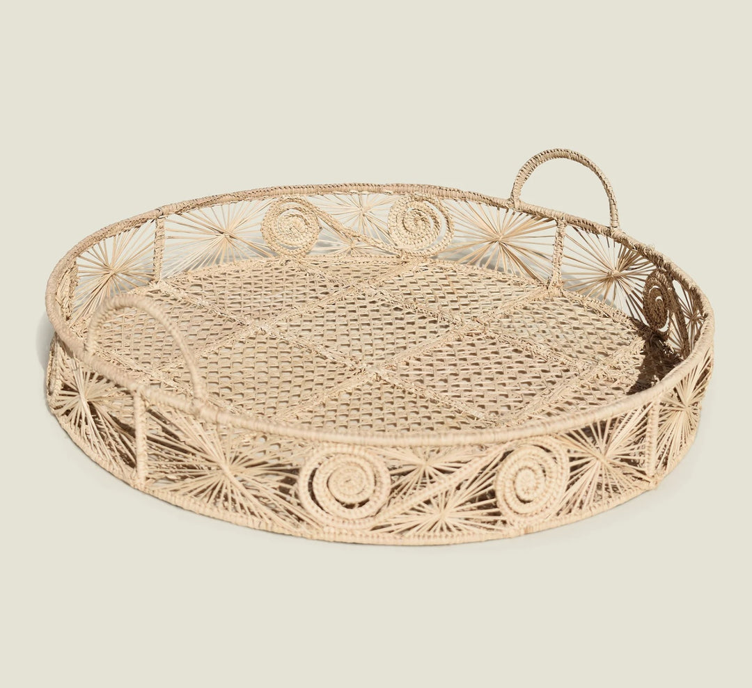 Caracoli Round Handwoven Decorative Iraca Tray