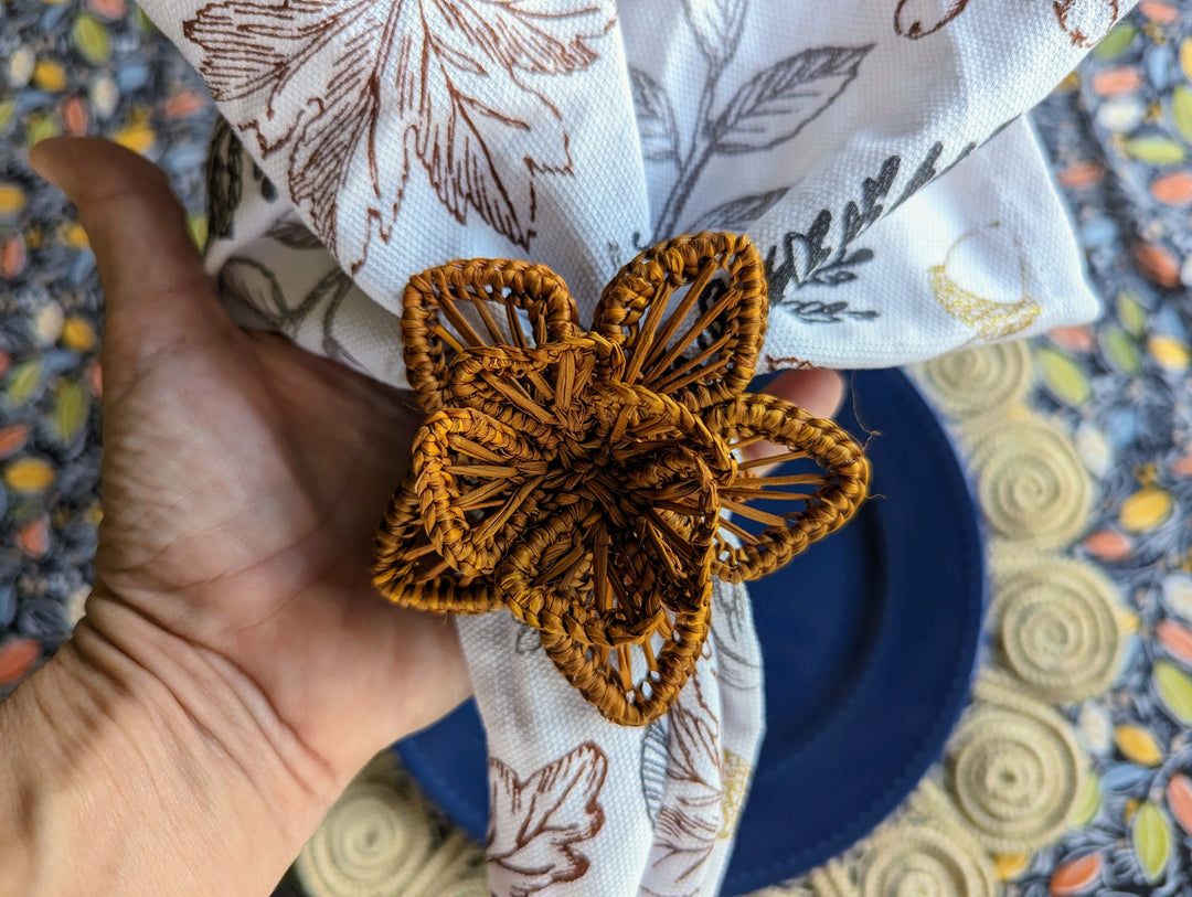 Thanksgiving Star Flower Napkin Ring Macondo Forever
