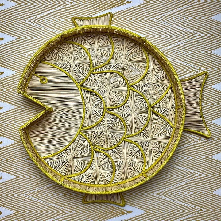 Fish Round Handwoven Decorative Iraca Tray