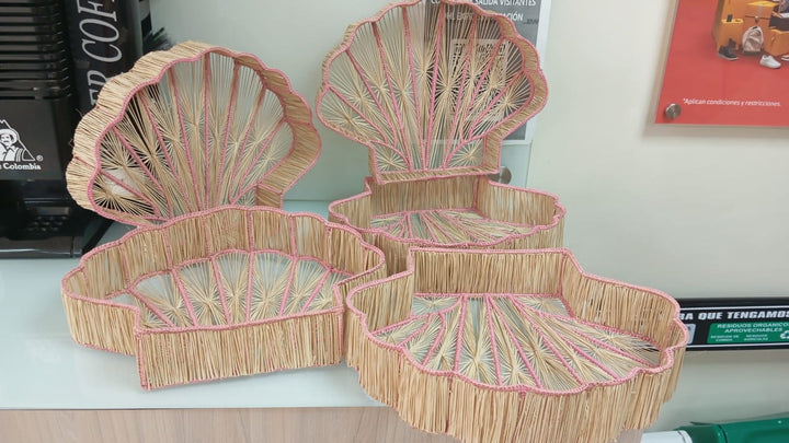 Shell Charm Handwoven Iraca Decorative Tray