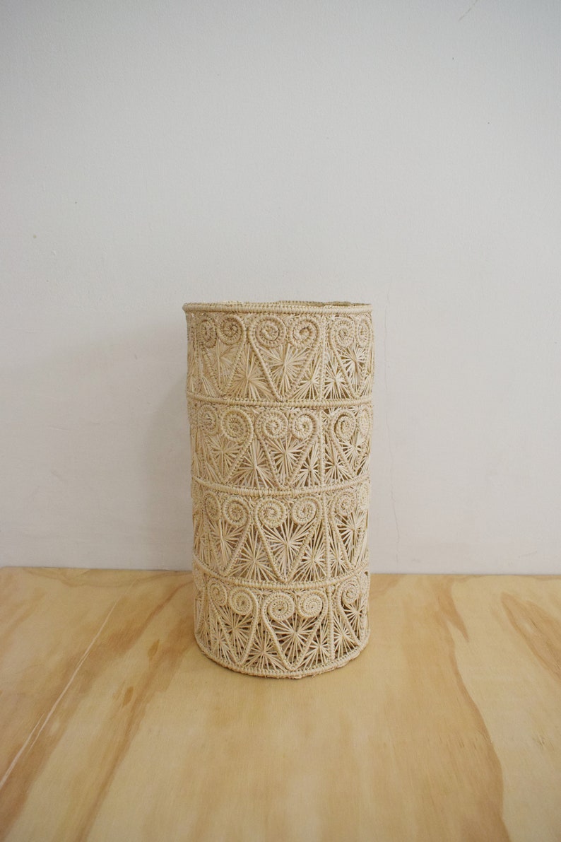 Corazones Hurricane Vase Large Team #2