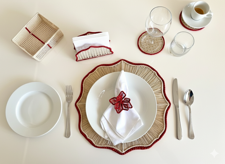 Handwoven Iraca Palm Placemat – Natural with Red Accent | Artisan Round Table Decor