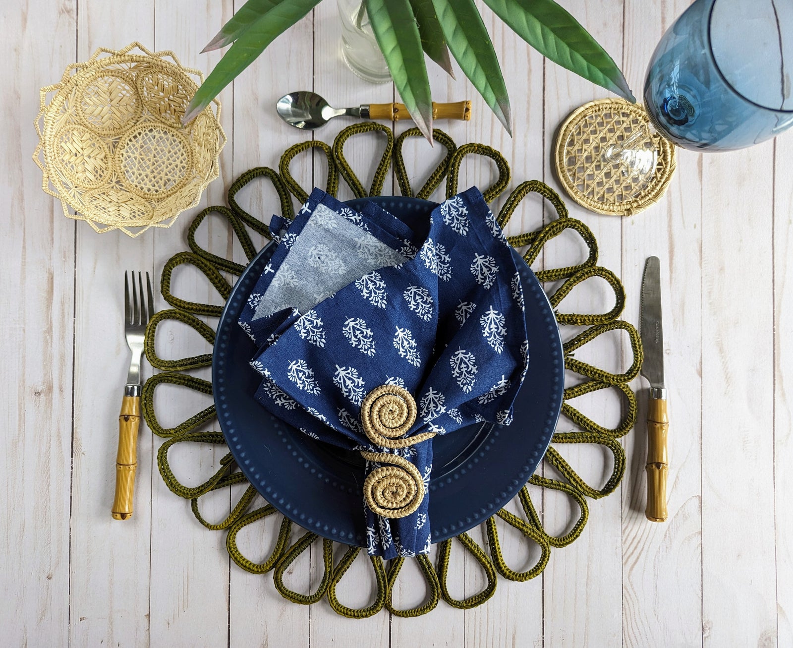 Caracoli Napkin Ring Team #2