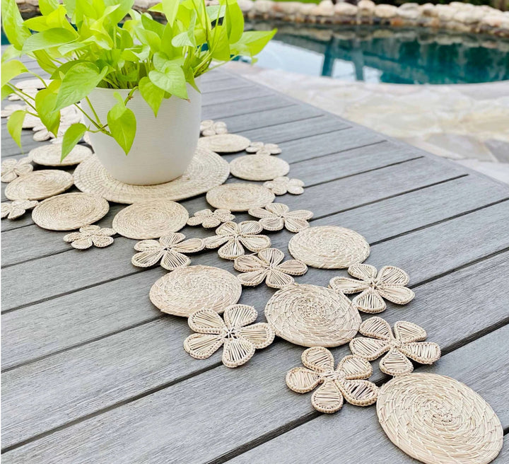 Meadow Bloom Iraca Table Runner
