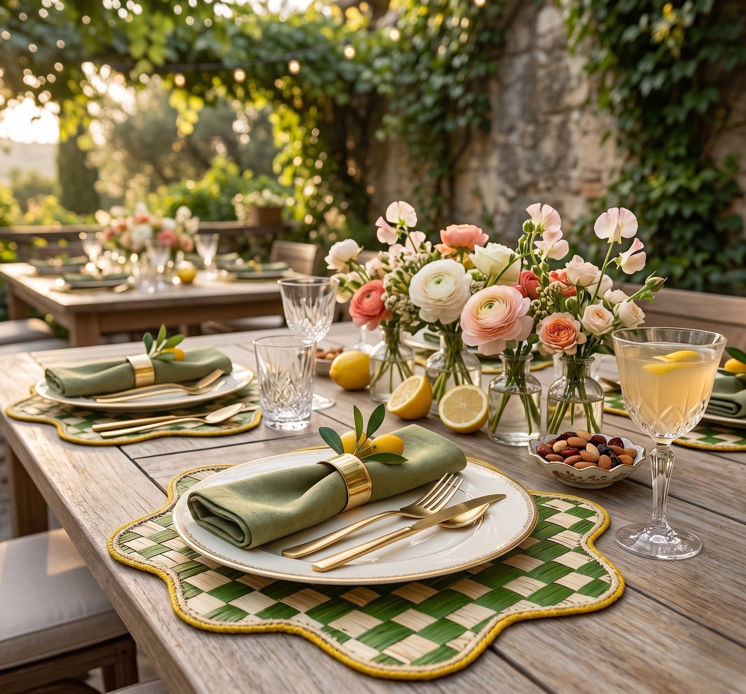 Checkerboard Scalloped Handwoven Iraca Placemat