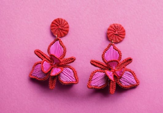 Orchid Iraca Palm Handwoven Earrings - Fuchsia
