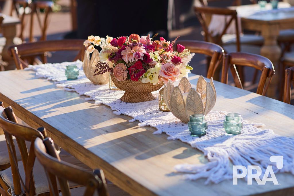 Stromanthe Handwoven Iraca Palm Candle Holder