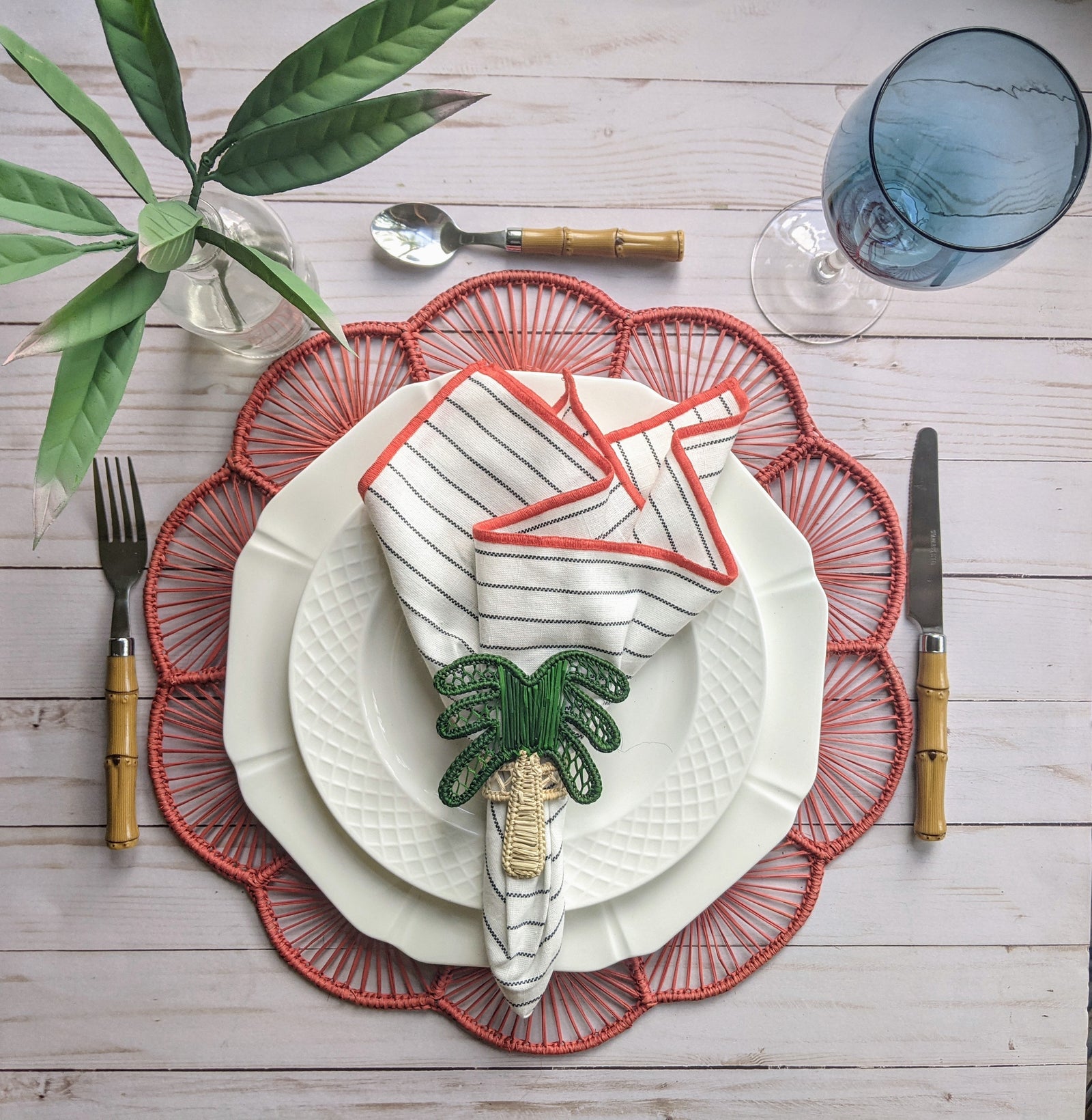 Palm Napkin Ring Macondo Forever